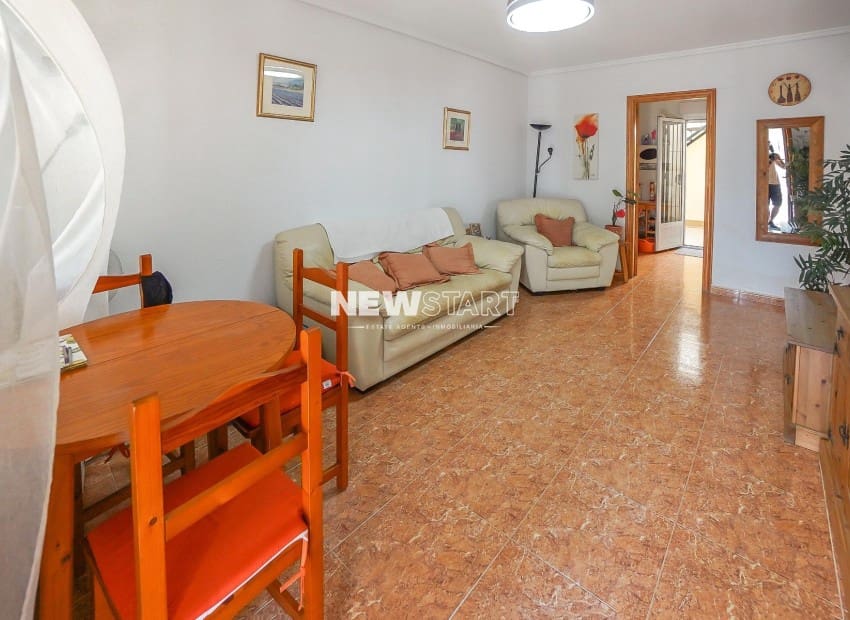 Pareado de 3 habitaciones en La Marina en venta con piscina - 169.000 € (Ref: 9199938)