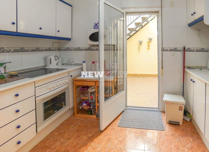 Pareado de 3 habitaciones en La Marina en venta con piscina - 169.000 € (Ref: 9199938)