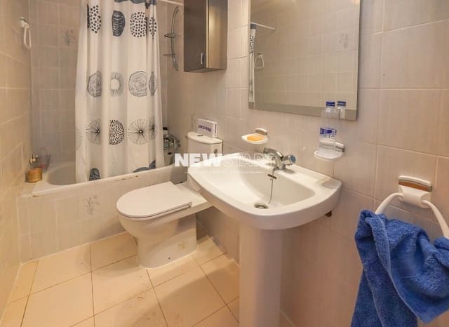 1 soveværelse Bungalow til salg i La Marina, Elche / Elx med garage - € 78.000 (Ref: 9237079)