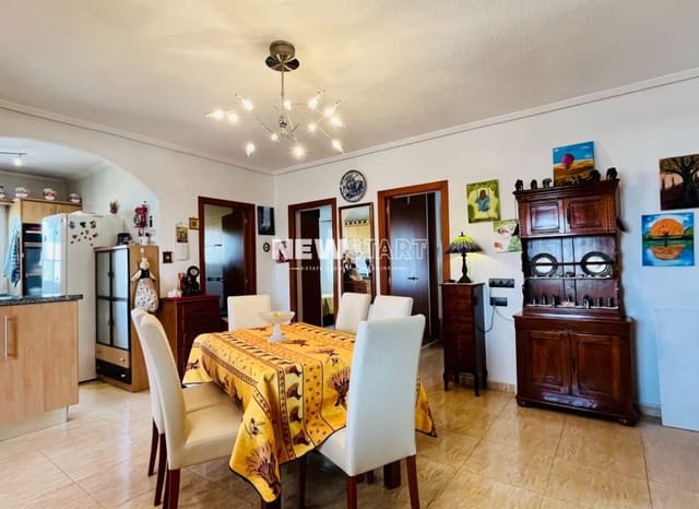 Chalet de 3 habitaciones en Ciudad Quesada, Rojales en venta con piscina garaje - 399.000 € (Ref: 9237753)