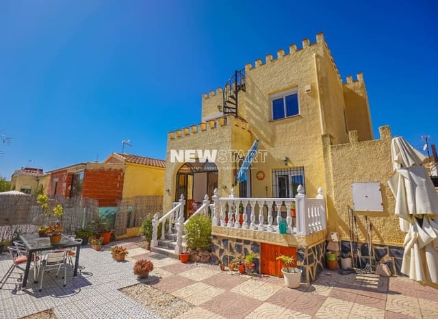 3 bedroom Villa for sale in San Fulgencio with pool - € 175,000 (Ref: 9238842)