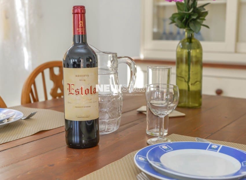 4 bedroom Villa for sale in La Marina with pool - € 229,500 (Ref: 9270258)