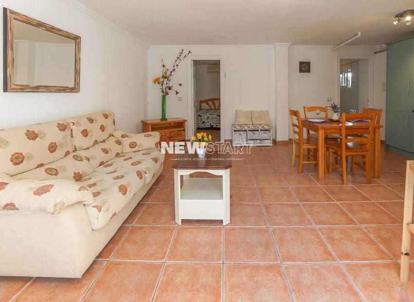 4 bedroom Villa for sale in La Marina with pool - € 229,500 (Ref: 9270258)