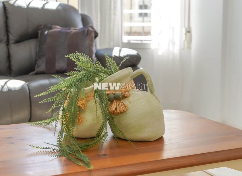 4 bedroom Villa for sale in La Marina with pool - € 229,500 (Ref: 9270258)