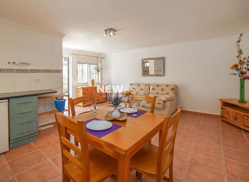 4 bedroom Villa for sale in La Marina with pool - € 229,500 (Ref: 9270258)