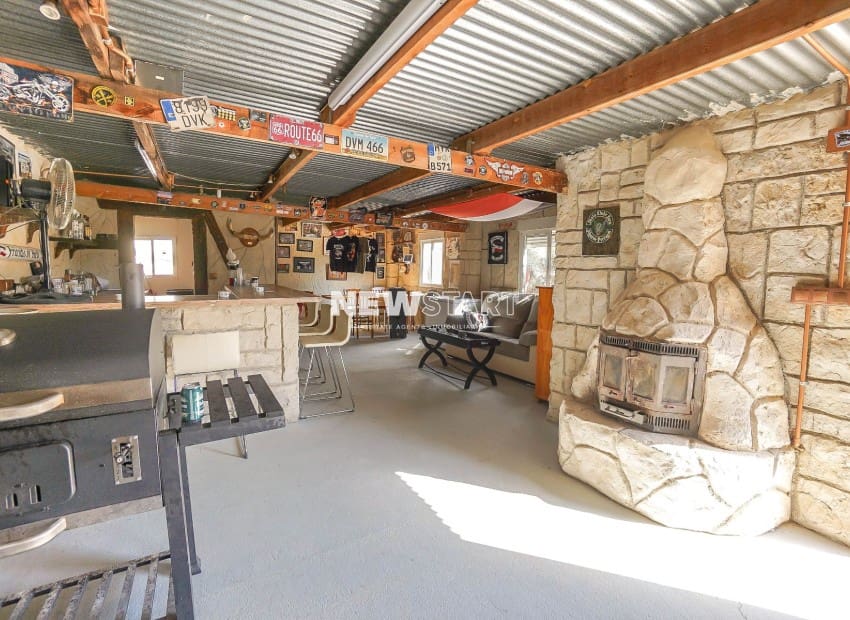 3 soveværelse Finca/Landehus til salg i Daimes med swimmingpool - € 165.000 (Ref: 9271455)