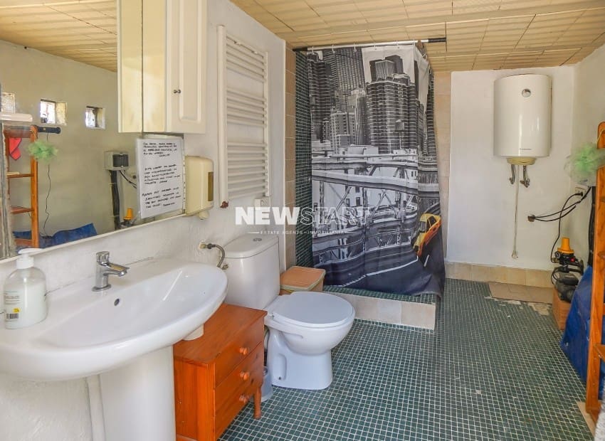 3 soveværelse Finca/Landehus til salg i Daimes med swimmingpool - € 165.000 (Ref: 9271455)