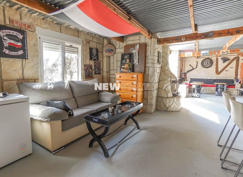 3 soveværelse Finca/Landehus til salg i Daimes med swimmingpool - € 165.000 (Ref: 9271455)