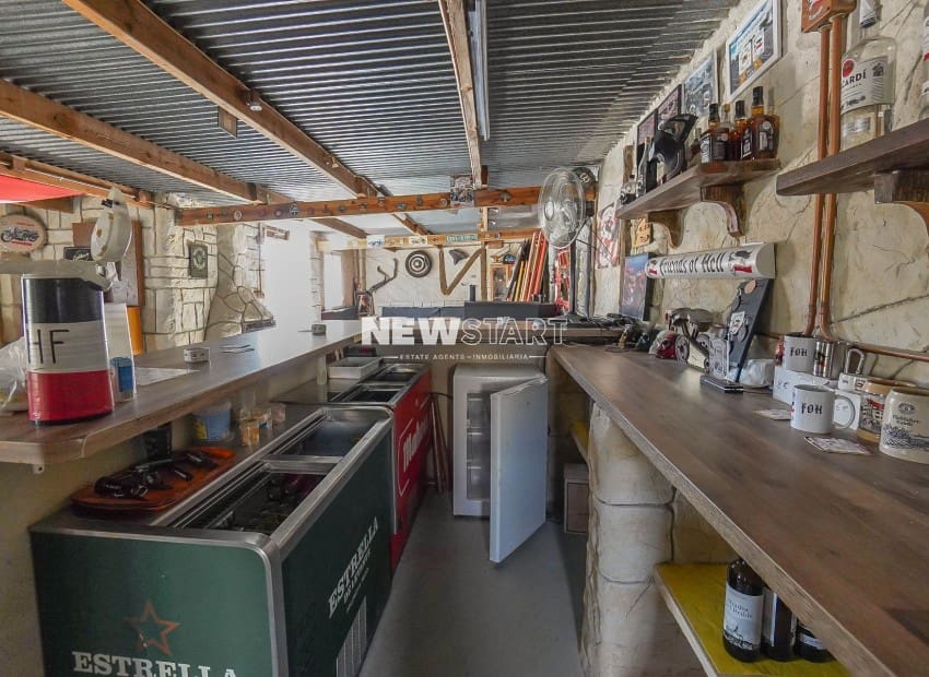 3 soveværelse Finca/Landehus til salg i Daimes med swimmingpool - € 165.000 (Ref: 9271455)