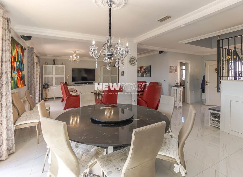 8 sypialnia Willa na sprzedaż w San Fulgencio z basenem - 950 000 € (Ref: 9278476)