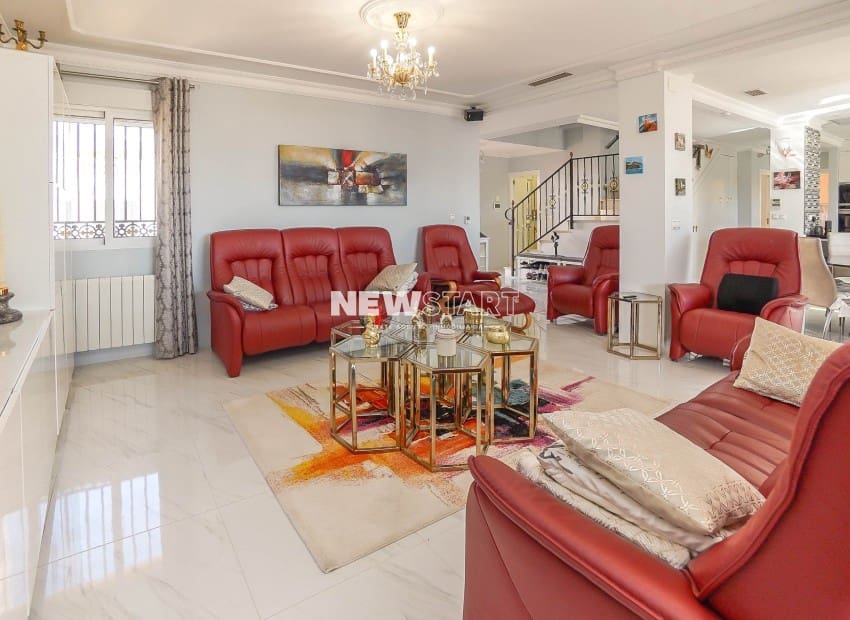 8 sypialnia Willa na sprzedaż w San Fulgencio z basenem - 950 000 € (Ref: 9278476)