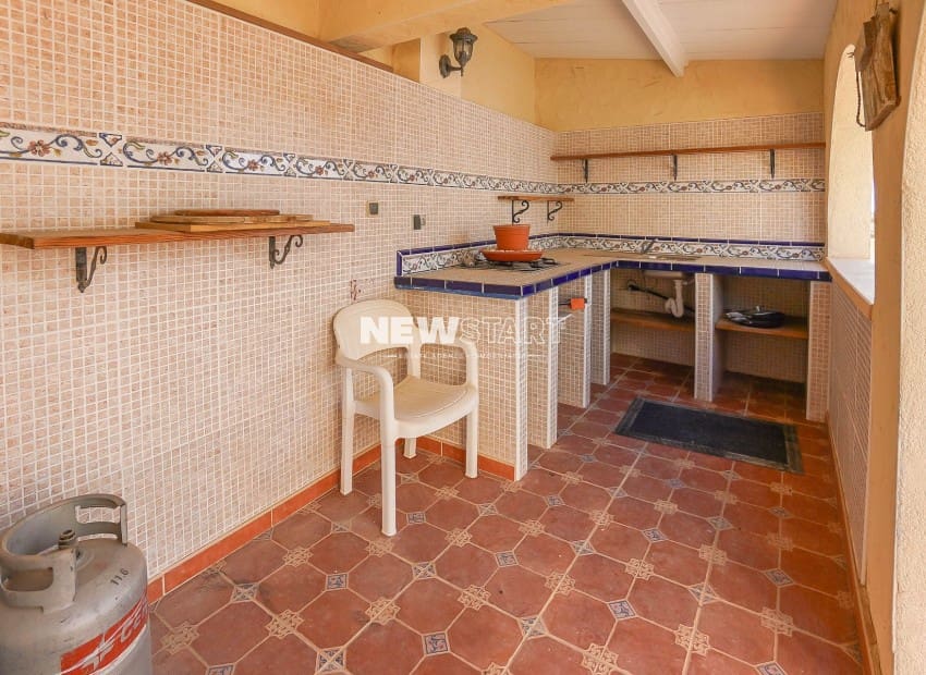 8 sypialnia Willa na sprzedaż w San Fulgencio z basenem - 950 000 € (Ref: 9278476)