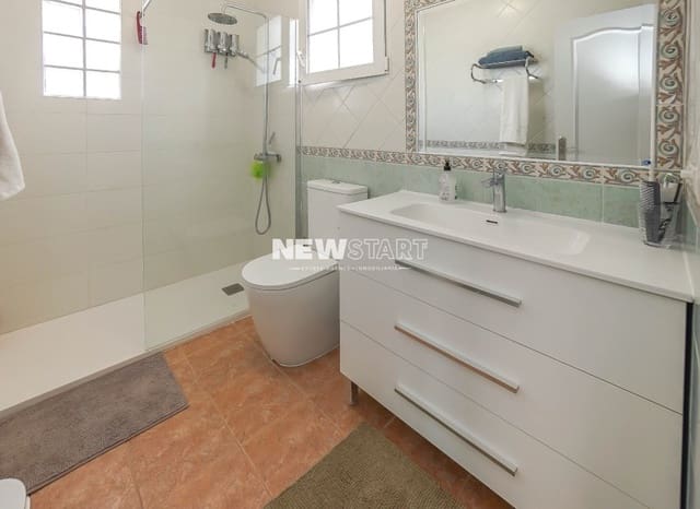 3 bedroom Villa for sale in San Fulgencio with pool - € 395,000 (Ref: 9301537)