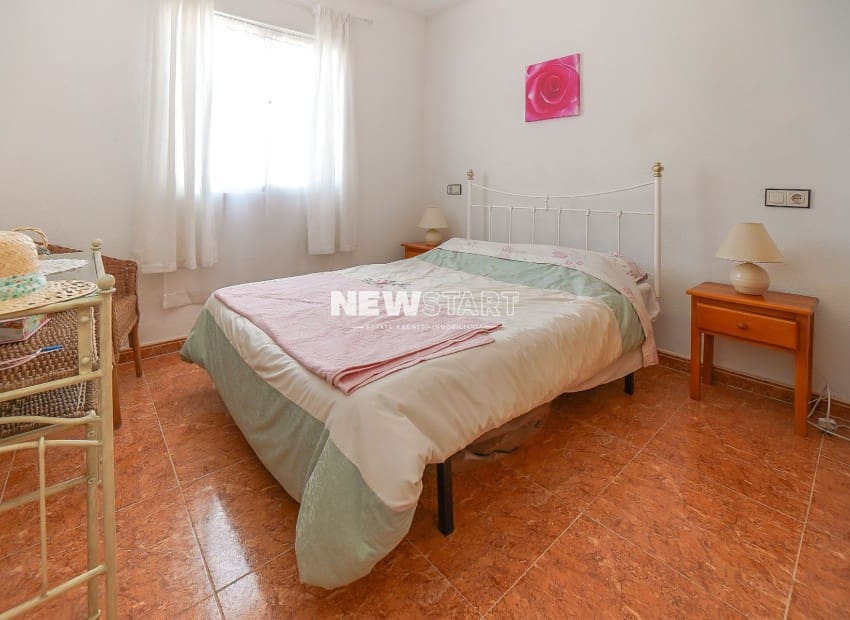 3 soverom Rekkehus til salgs i La Marina med svømmebasseng - € 169 000 (Ref: 9328553)