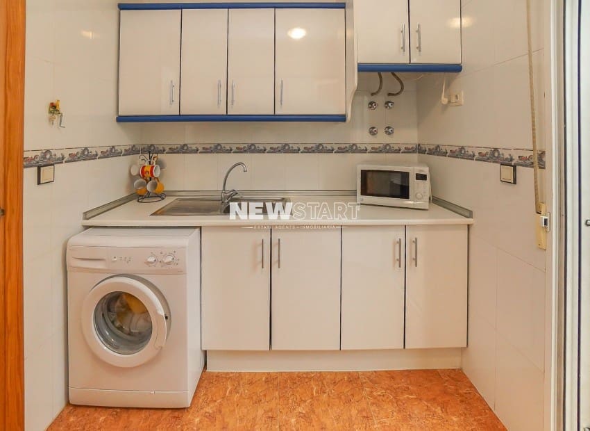 3 soverom Rekkehus til salgs i La Marina med svømmebasseng - € 169 000 (Ref: 9328553)