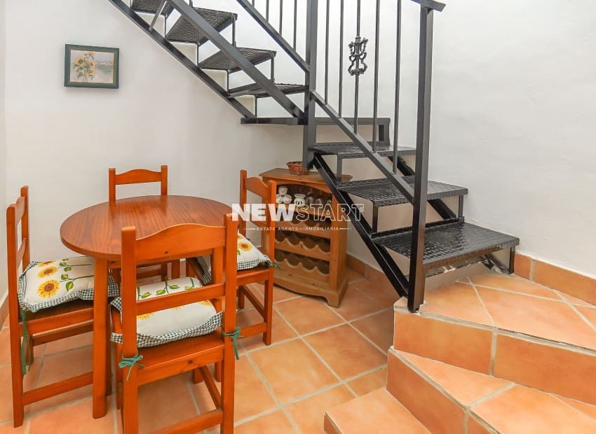 3 soverom Rekkehus til salgs i La Marina med svømmebasseng - € 169 000 (Ref: 9328553)