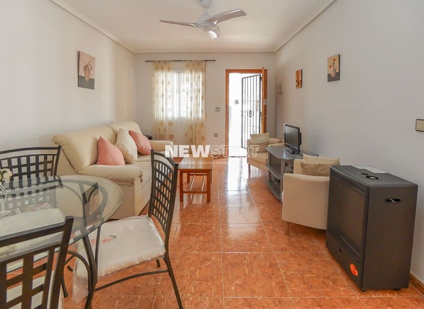 3 soverom Rekkehus til salgs i La Marina med svømmebasseng - € 169 000 (Ref: 9328553)