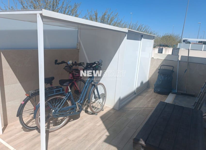 2 soverom Villa til salgs i Daya Nueva med svømmebasseng - € 359 000 (Ref: 9349785)