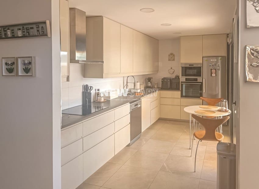 2 soverom Villa til salgs i Daya Nueva med svømmebasseng - € 359 000 (Ref: 9349785)