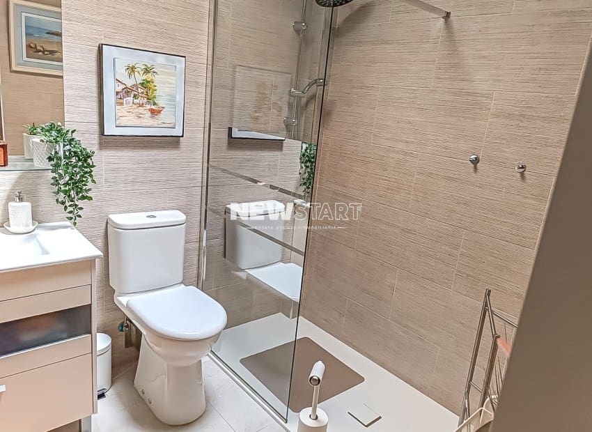 2 soverom Villa til salgs i Daya Nueva med svømmebasseng - € 359 000 (Ref: 9349785)