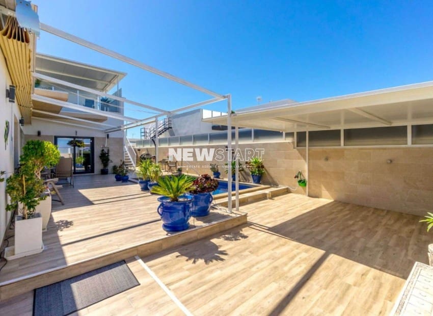 2 soverom Villa til salgs i Daya Nueva med svømmebasseng - € 359 000 (Ref: 9349785)