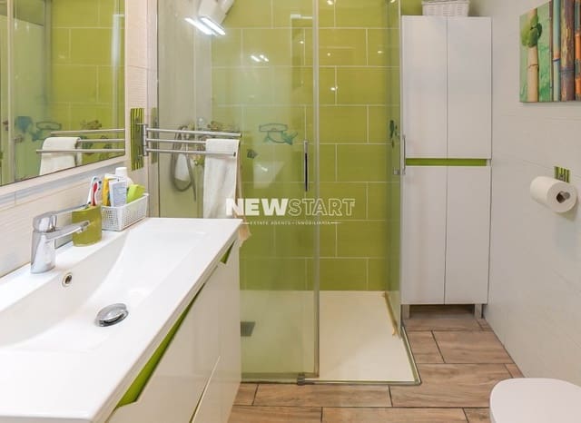 2 soveværelse Bungalow til salg i La Marina, Elche / Elx med garage - € 119.000 (Ref: 9360479)