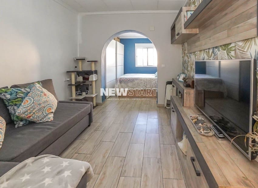 2 bedroom Bungalow for sale in La Marina with garage - € 119,000 (Ref: 9360479)