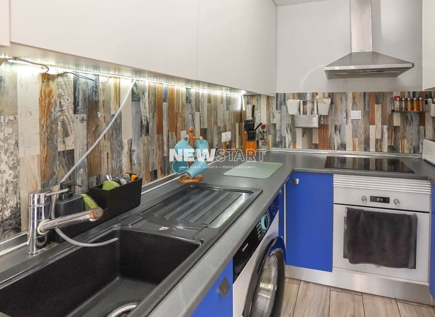 2 bedroom Bungalow for sale in La Marina with garage - € 119,000 (Ref: 9360479)