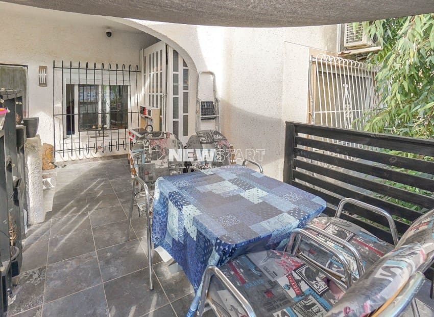 2 bedroom Bungalow for sale in La Marina with garage - € 119,000 (Ref: 9360479)