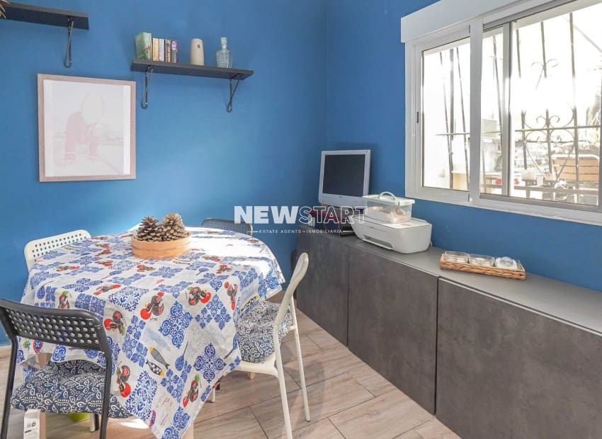 2 bedroom Bungalow for sale in La Marina with garage - € 119,000 (Ref: 9360479)