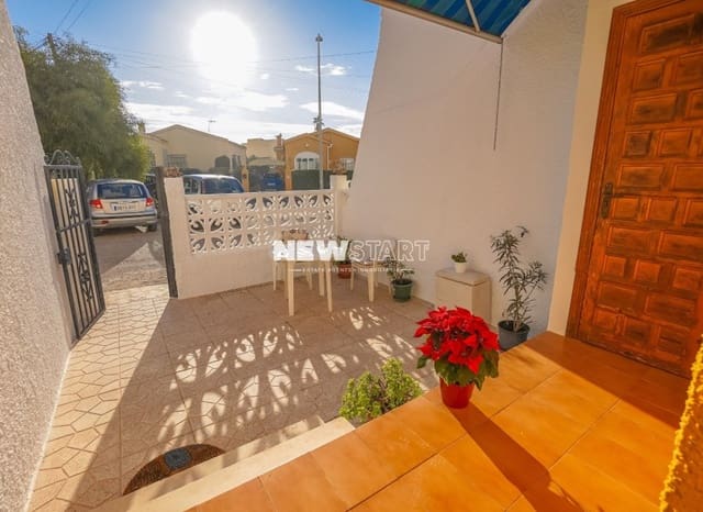 1 soveværelse Bungalow til salg i La Marina, Elche / Elx med garage - € 89.000 (Ref: 9388492)