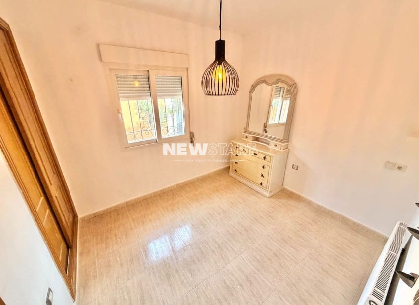 3 chambre Villa/Maison à vendre à La Marina avec piscine garage - 359 999 € (Ref: 9396545)