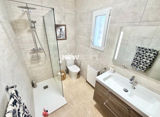 3 bedroom Villa for sale in La Marina, Elche / Elx with pool garage - € 359,999 (Ref: 9396545)