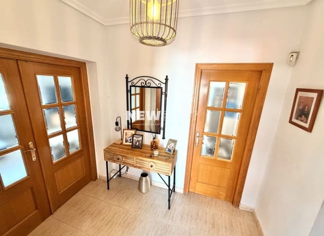 3 bedroom Villa for sale in La Marina, Elche / Elx with pool garage - € 359,999 (Ref: 9396545)