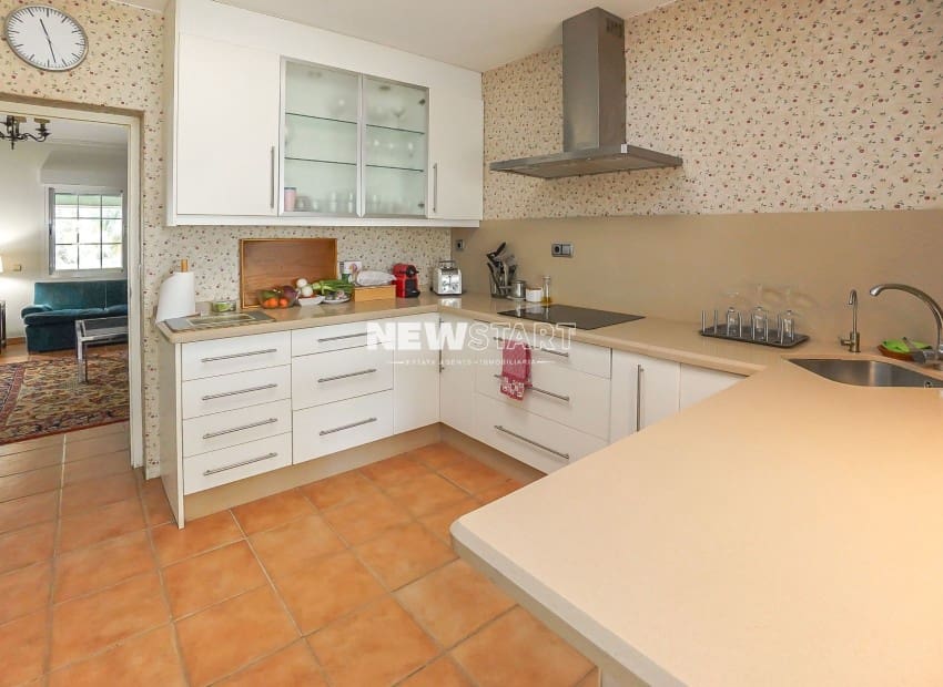 Chalet de 6 habitaciones en San Fulgencio en venta con piscina garaje - 620.000 € (Ref: 9396546)