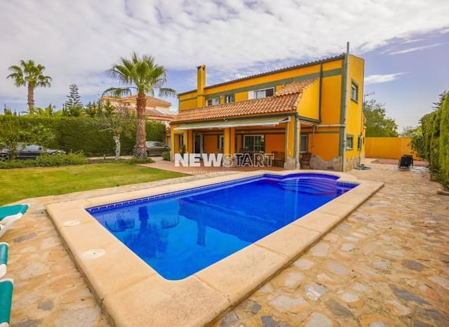 Chalet de 6 habitaciones en San Fulgencio en venta con piscina garaje - 620.000 € (Ref: 9396546)