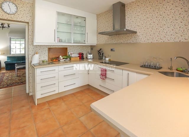 Chalet de 6 habitaciones en San Fulgencio en venta con piscina garaje - 620.000 € (Ref: 9396546)