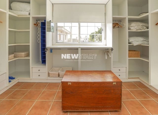 Chalet de 6 habitaciones en San Fulgencio en venta con piscina garaje - 620.000 € (Ref: 9396546)