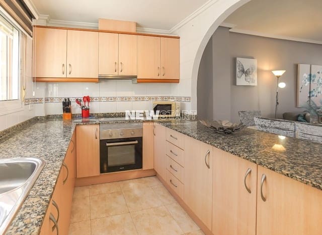 3 soverom Hus til salgs i Ciudad Quesada, Rojales med svømmebasseng - € 269 000 (Ref: 9409384)