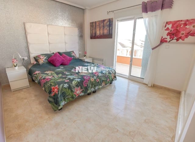 3 soverom Hus til salgs i Ciudad Quesada, Rojales med svømmebasseng - € 269 000 (Ref: 9409384)