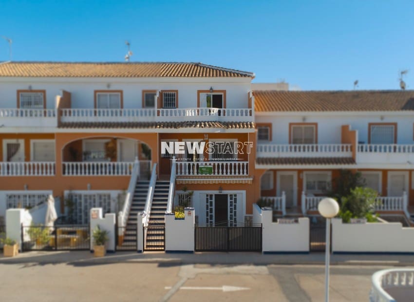 3 chambre Maison de Ville à vendre à Ciudad Quesada avec piscine - 269 000 € (Ref: 9409384)