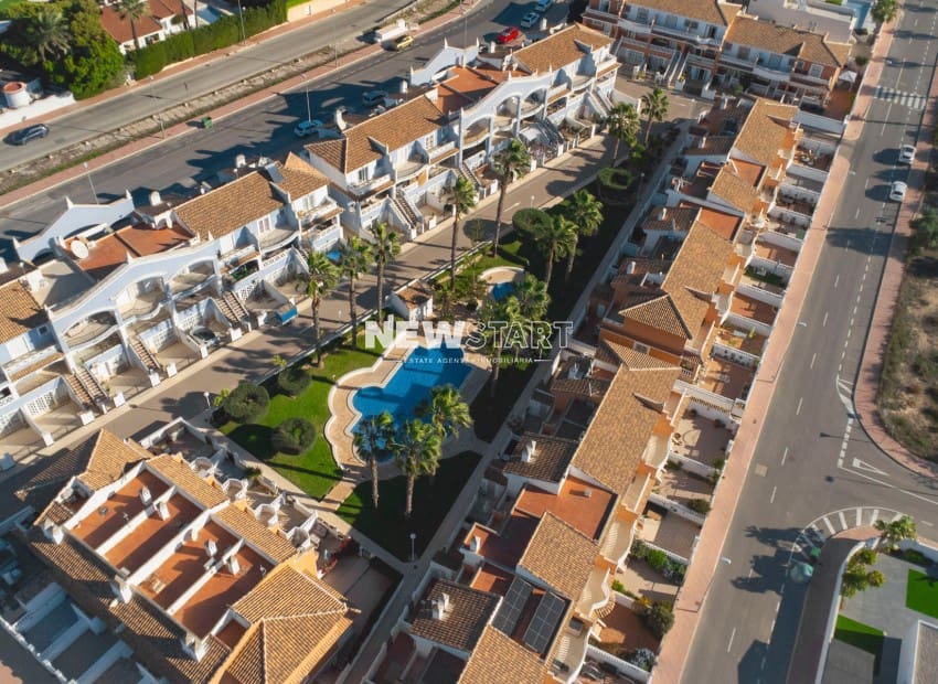 3 chambre Maison de Ville à vendre à Ciudad Quesada avec piscine - 269 000 € (Ref: 9409384)