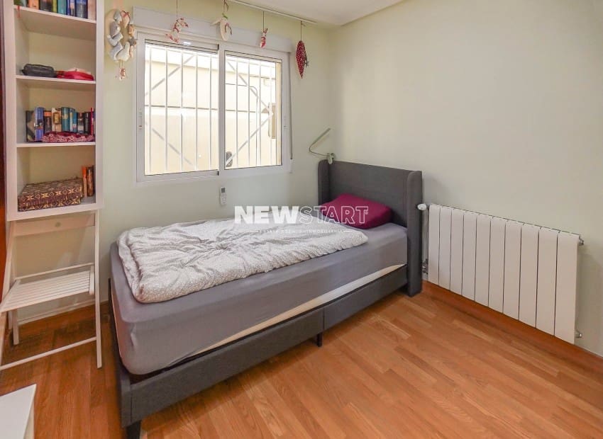 3 quarto Moradia para venda em La Marina del Pinet com piscina - 395 000 € (Ref: 9426513)