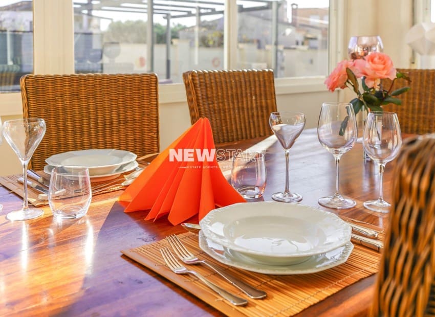 3 quarto Moradia para venda em La Marina del Pinet com piscina - 395 000 € (Ref: 9426513)