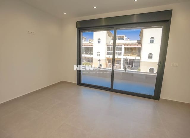 3 makuuhuone Paritalo myytävänä paikassa Formentera del Segura mukana uima-altaan - 359 900 € (Ref: 9450601)