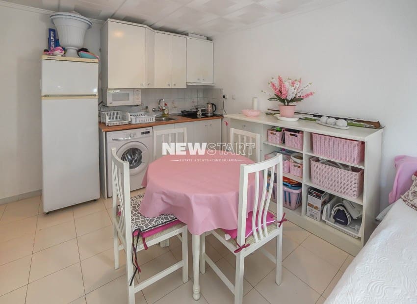 2 slaapkamer Bungalow te koop in La Marina - € 125.000 (Ref: 9525593)