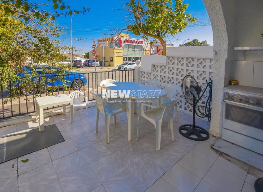 2 slaapkamer Bungalow te koop in La Marina - € 125.000 (Ref: 9525593)