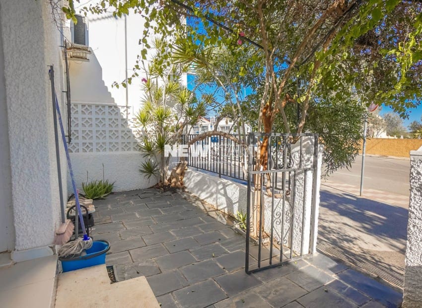 2 slaapkamer Bungalow te koop in La Marina - € 125.000 (Ref: 9525593)