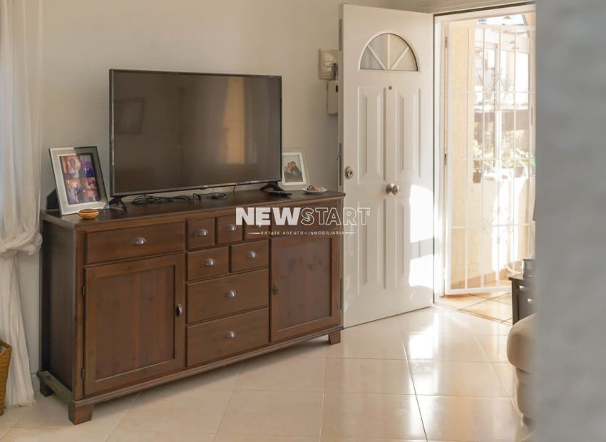 2 chambre Villa/Maison à vendre à San Fulgencio avec piscine - 230 000 € (Ref: 9535137)