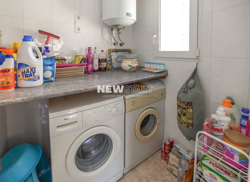 3 bedroom Villa for sale in La Marina with pool garage - € 425,000 (Ref: 9539611)